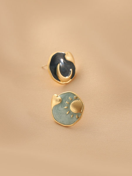 Naiste kõrvarõngad halli ja musta värviga