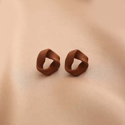 Γυναικεία ρετρό τριγωνικά σκουλαρίκια