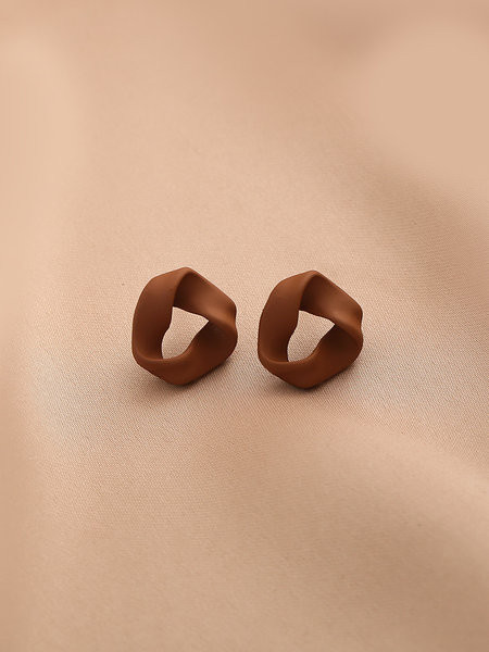 Γυναικεία ρετρό τριγωνικά σκουλαρίκια