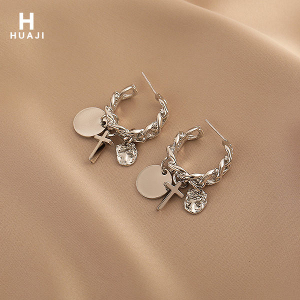 Ležerne ženske naušnice sa privjeskom - srebrne boje