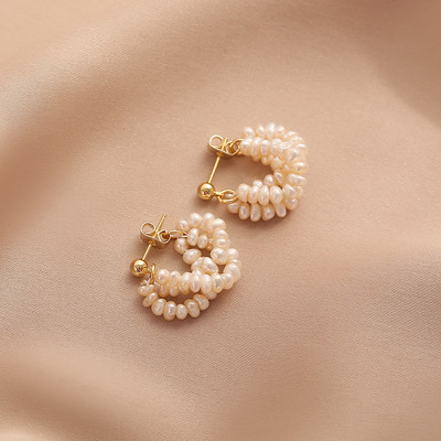 Γυναικεία σκουλαρίκια με πέρλες σε ροζ χρώμα