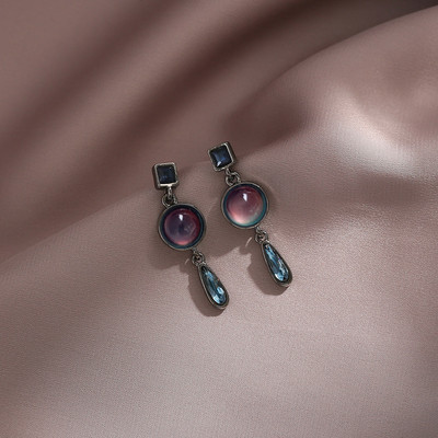 Μοντέρνα γυναικεία κρεμαστά σκουλαρίκια με πέτρες