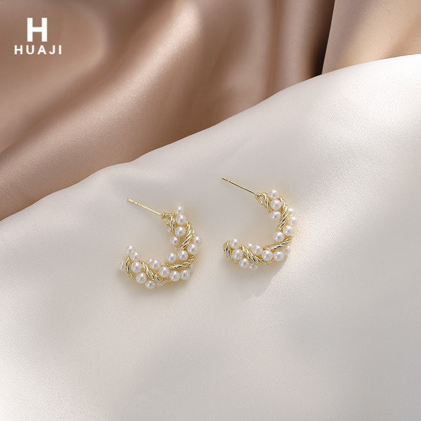 Novi model naušnica sa biserima