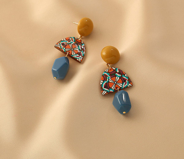 Модерни цветни обеци с висулка за жени