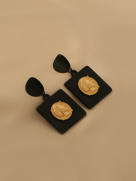 Moderne ženske četvrtaste naušnice