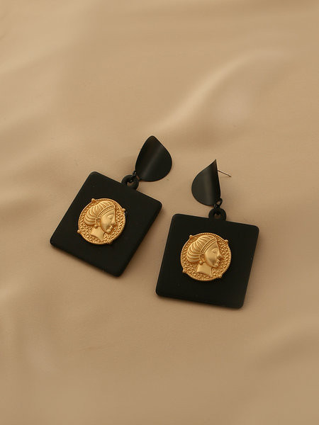 Moderne ženske četvrtaste naušnice