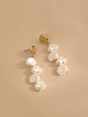 Stiilsed naiste pärlitest kõrvarõngad