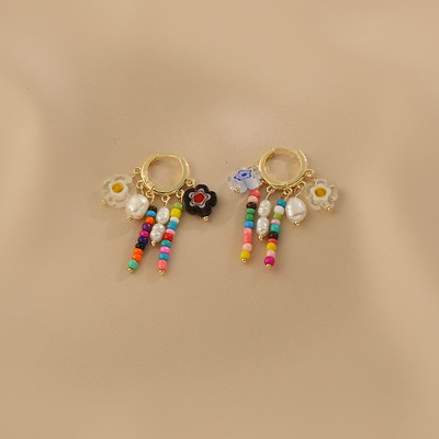 Цветни дамски обеци с камъни