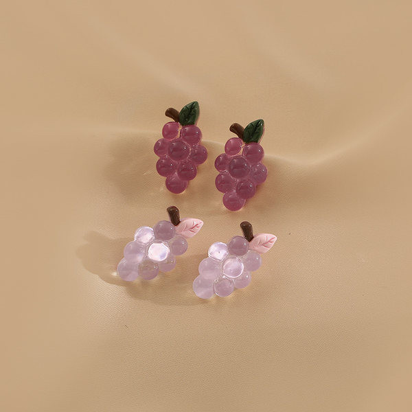 Kasdieniai moteriški vynuogių formos auskarai