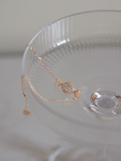 Χρυσό γυναικείο βραχιόλι με πέτρες