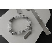 Γυναικείο μοντέρνο βραχιόλι με πέρλες