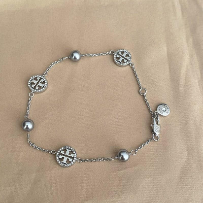 Μοντέρνο γυναικείο βραχιόλι σε τρία χρώματα με διακοσμητικές πέτρες