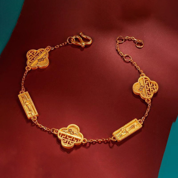 Μοντέρνο γυναικείο βραχιόλι σε χρυσό χρώμα