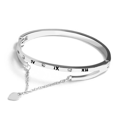 Γυναικείο εγχάρακτο βραχιόλι διακοσμημένο με διακοσμητικές πέτρες