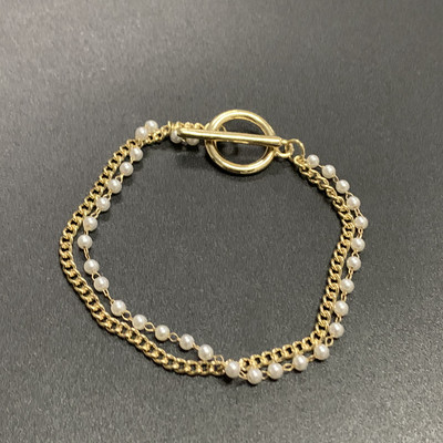 Γυναικείο βραχιόλι δύο μοντέλα με πέρλες και μενταγιόν