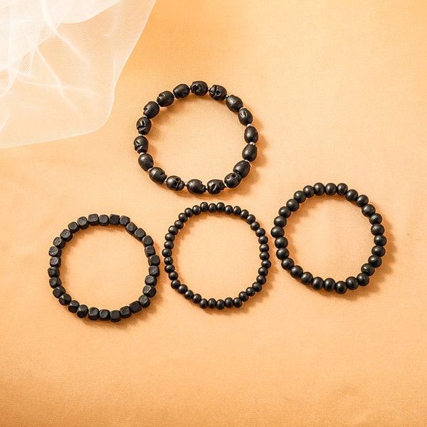 Γυναικεία βραχιόλια με μαύρες χάντρες