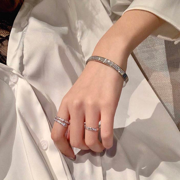 Naiste käevõru kolb dekoratiivkividega - kaks värvi