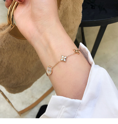 Γυναικείο βραχιόλι διπλό ή μονό με μενταγιόν