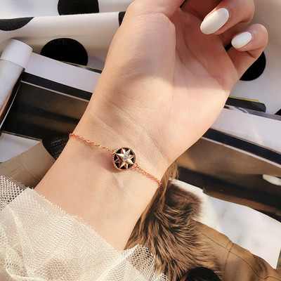 Γυναικείο βραχιόλι με στρογγυλό μενταγιόν