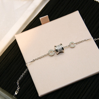 Γυναικείο βραχιόλι από ατσάλι τιτανίου με διακοσμητικές πέτρες