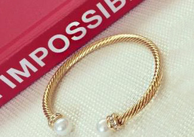 Γυναικείο βραχιόλι από ατσάλι τιτανίου - χαραγμένο