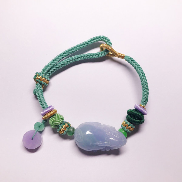 Naiste igapäevane käevõru helmestega - mitu mudelit