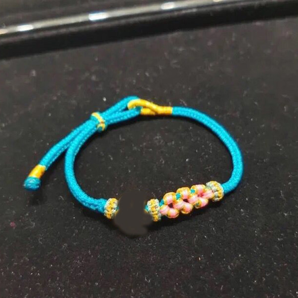 Naiste igapäevane käevõru helmestega - mitu mudelit