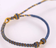 Γυναικείο υφασμάτινο βραχιόλι κατάλληλο για καθημερινή χρήση