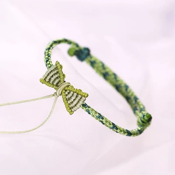 Kasdieninė apyrankė su kaspinu