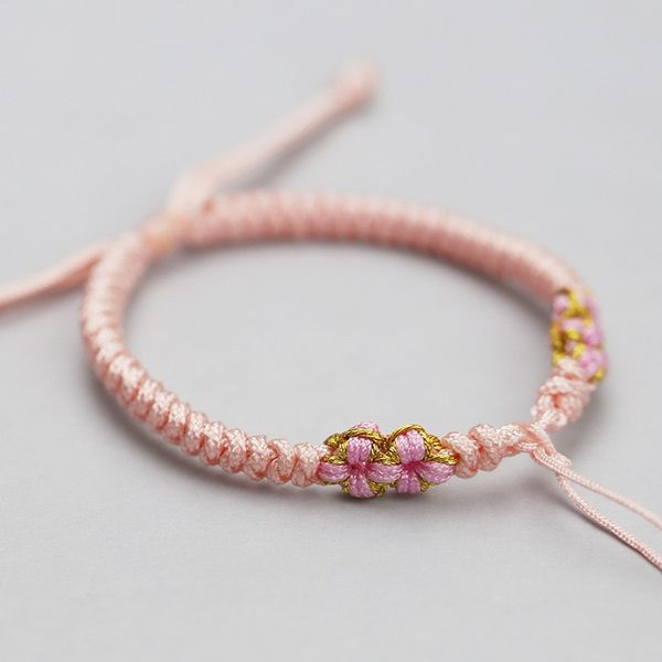 Καθημερινό βραχιόλι με κορδόνια