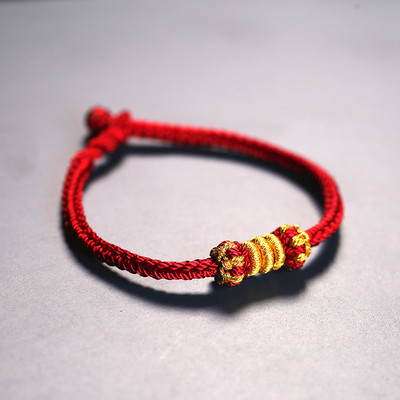 Υφασμάτινο βραχιόλι σε πολλά χρώματα