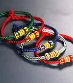 Γυναικείο υφασμάτινο βραχιόλι κατάλληλο για καθημερινή χρήση