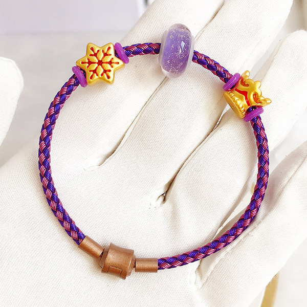 Γυναικείο υφασμάτινο βραχιόλι με μενταγιόν