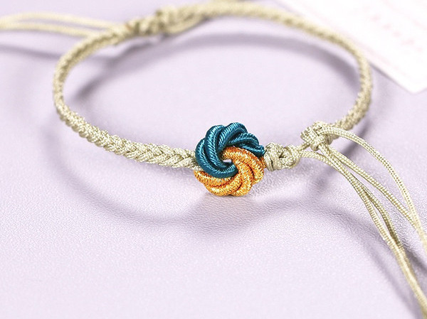 Ženska tekstilna narukvica sa čvorovima novi model