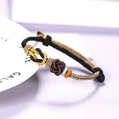 Moodne naiste silmkoeline käevõru uus mudel