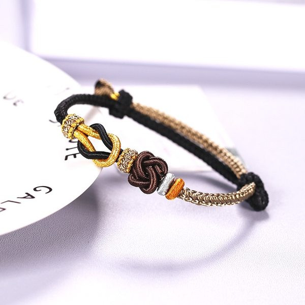 Moodne naiste silmkoeline käevõru uus mudel