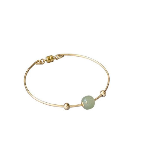 Moodne naiste käevõru kividega - kolbi tüüpi