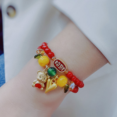 Γυναικείο βραχιόλι με χάντρες και μενταγιόν