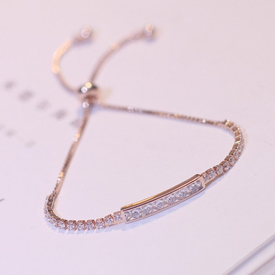 Sieviešu rokassprādze ar dekoratīviem akmeņiem - dažādi modeļi