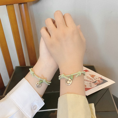 Igapäevane ripatsidega käevõru