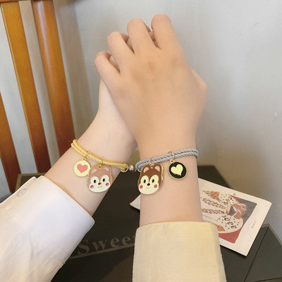 Igapäevane ripatsidega käevõru