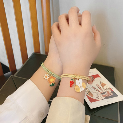 Igapäevane ripatsidega käevõru