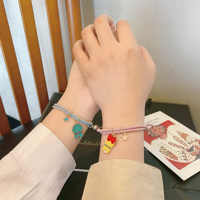 Igapäevane ripatsidega käevõru