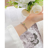 Γυναικείο βραχιόλι με μενταγιόν