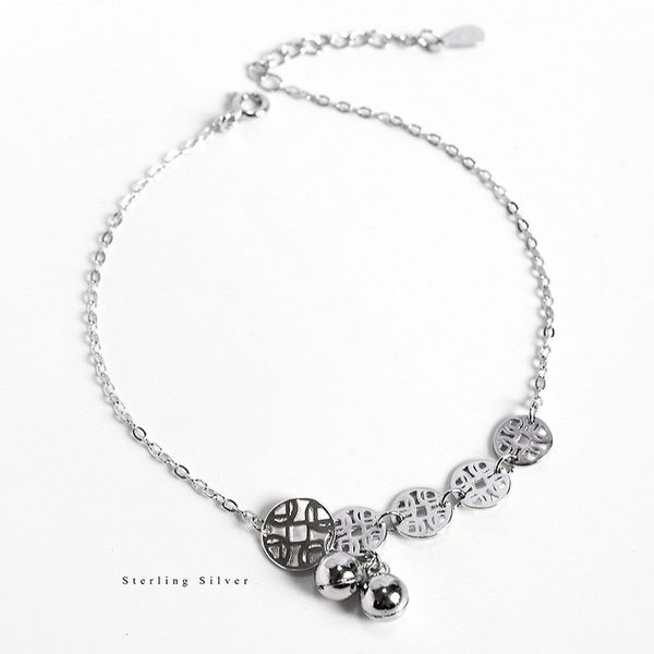 Srebrna narukvica s privjescima