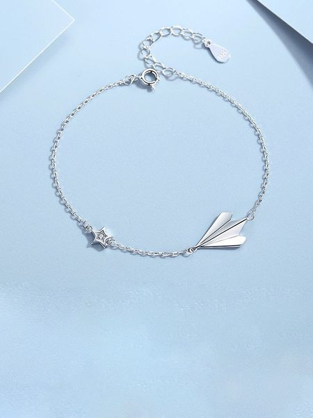 Γυναικείο ασημένιο βραχιόλι με 3D διακόσμηση
