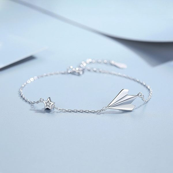 Γυναικείο ασημένιο βραχιόλι με 3D διακόσμηση