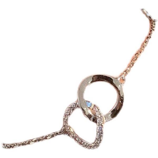 Μοντέρνο γυναικείο λεπτό βραχιόλι σε ασημί χρώμα