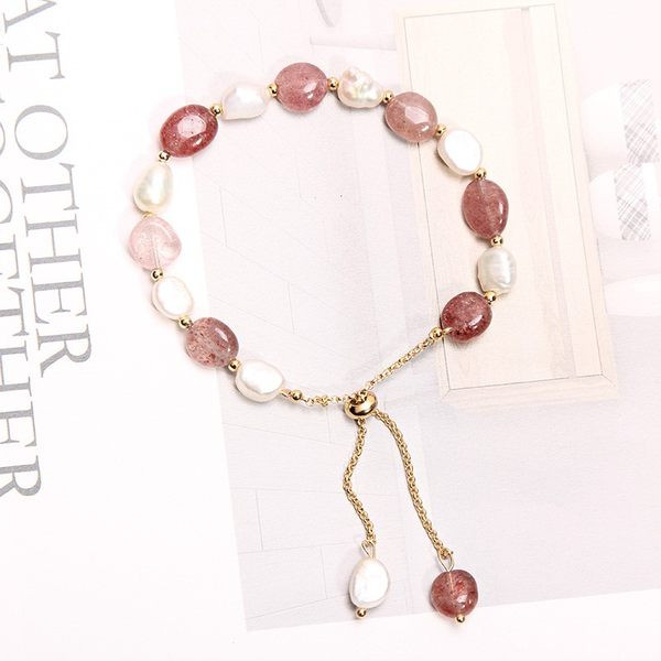 Nježna ženska narukvica u boji perli