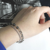 Ασημένιο γυναικείο βραχιόλι με χάντρες